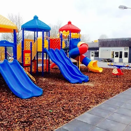Safaritent At Recreatiepark Rhederlaagse Meren Luxury tent