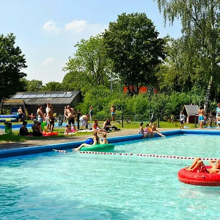 Safaritent At Recreatiepark Rhederlaagse Meren Luxury tent *